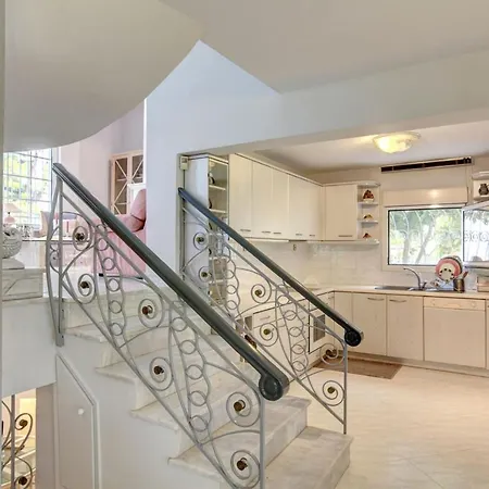 #villa Rose By Halu! Villas *